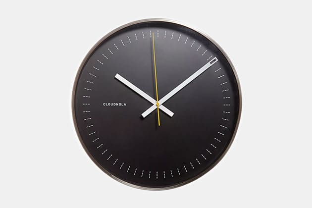 Cloudnola Objective Wall Clock