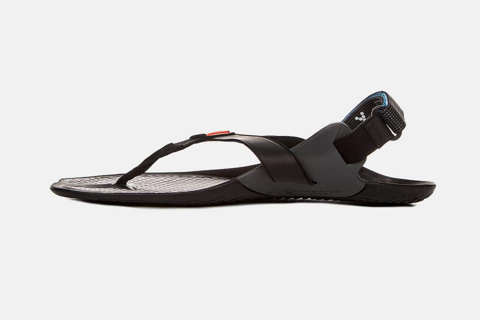 vivobarefoot flip flops