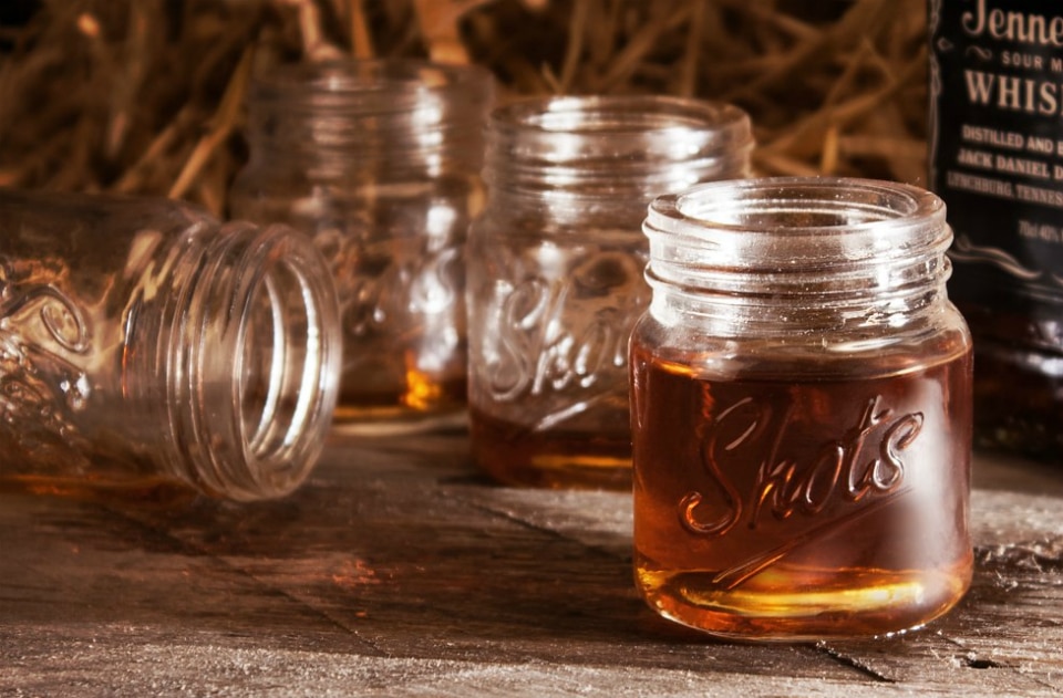 https://gearmoose.com/wp-content/uploads/2019/05/mason-jar-shot-glasses.jpg