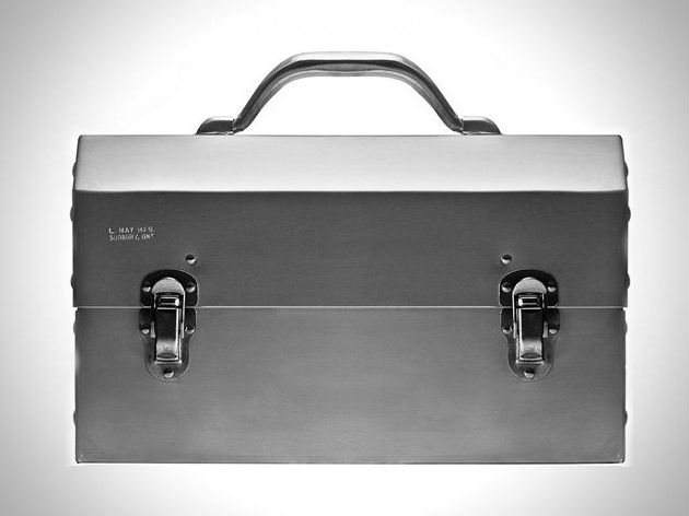 https://gearmoose.com/wp-content/uploads/2019/05/nickel-plated-aluminum-lunchbox.jpg