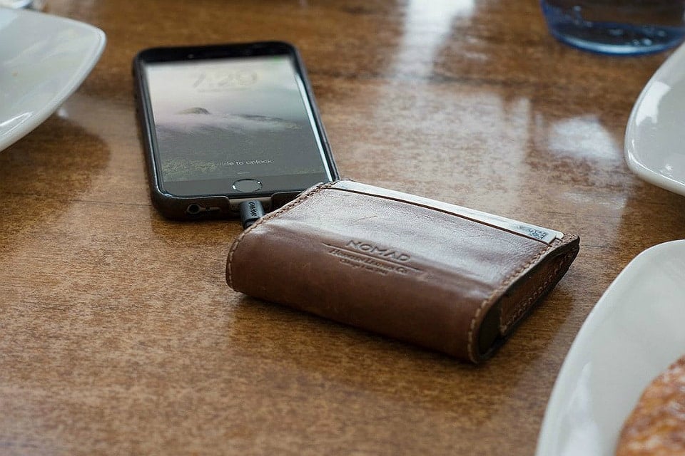 Nomad Charging Wallet