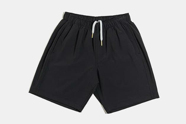 mens gym shorts under armour