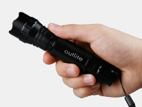 Outline 900 Lumen Flashlight