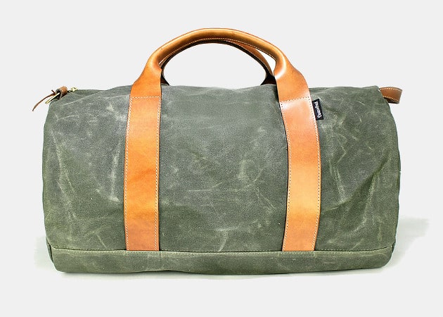 Owen & Fred Voyager Waxed Weekender in Army Green