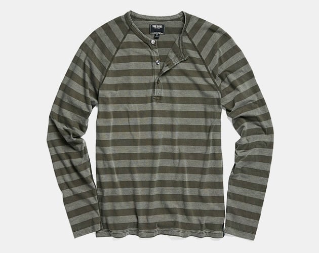 Todd Snyder Stripe Weathered Henley in Surplus