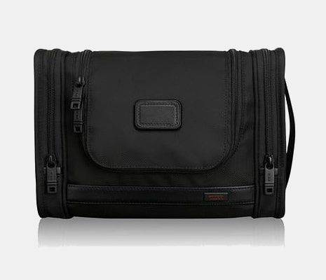 Tumi Alpha 2 Hanging Travel Kit
