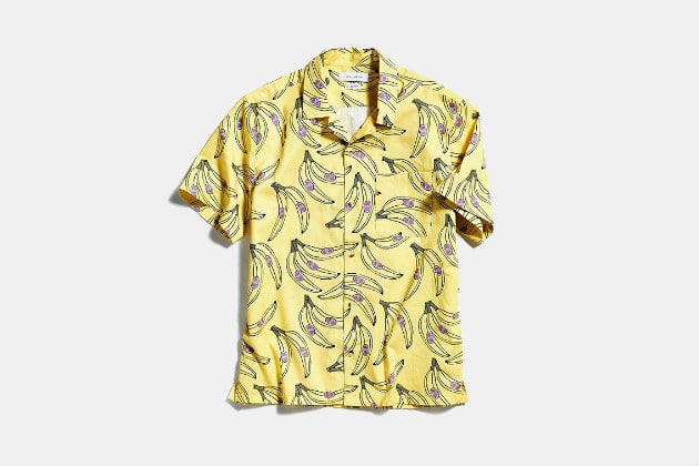 Urban Outfitters Banana Short Sleeve Shirt