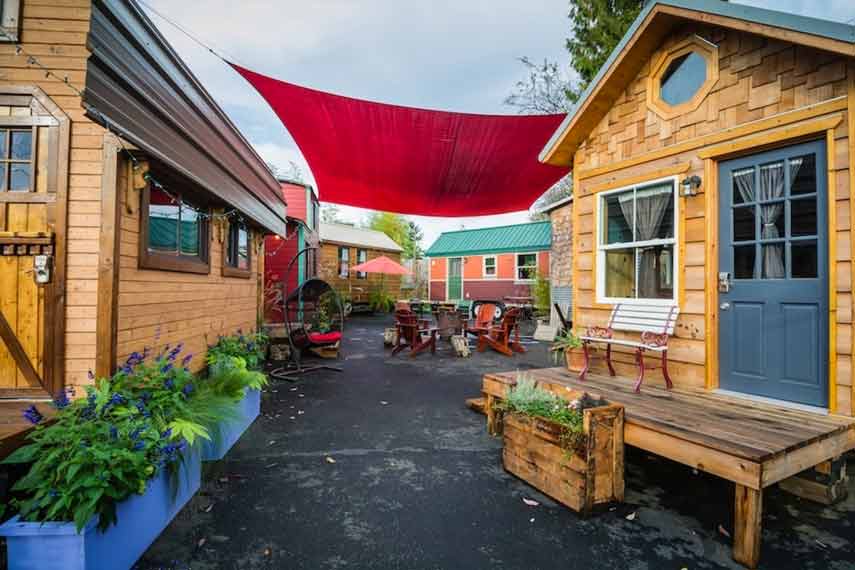 Caravan Tiny House Hotel