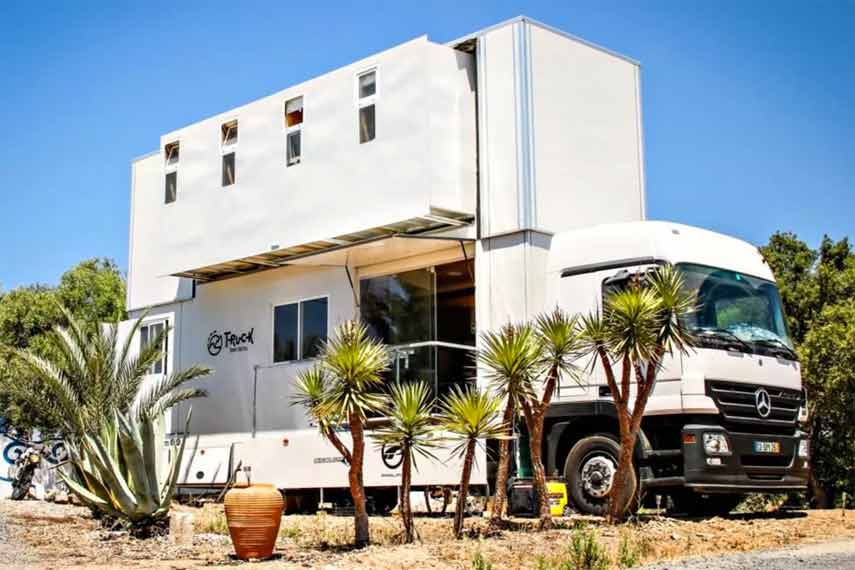 Truck Surf Hotel