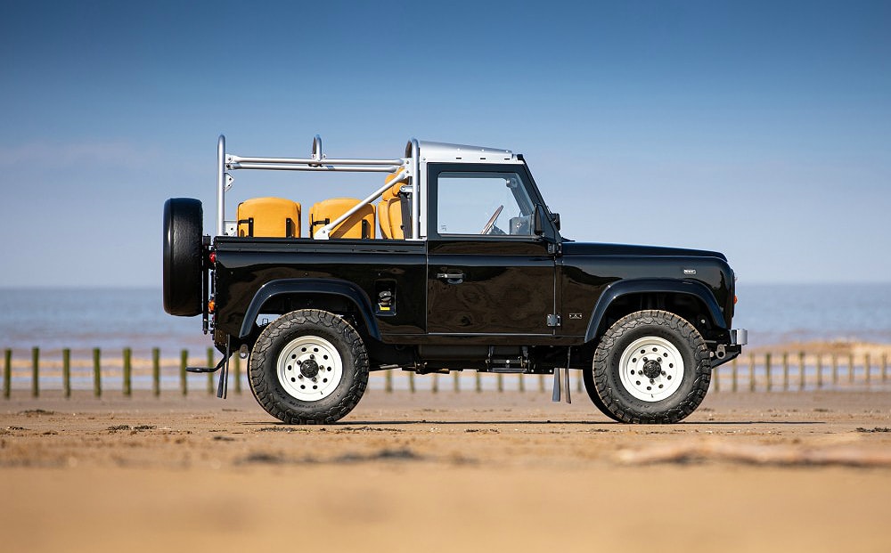 Arkonik SoCal 1989 D90 Land Rover Defender