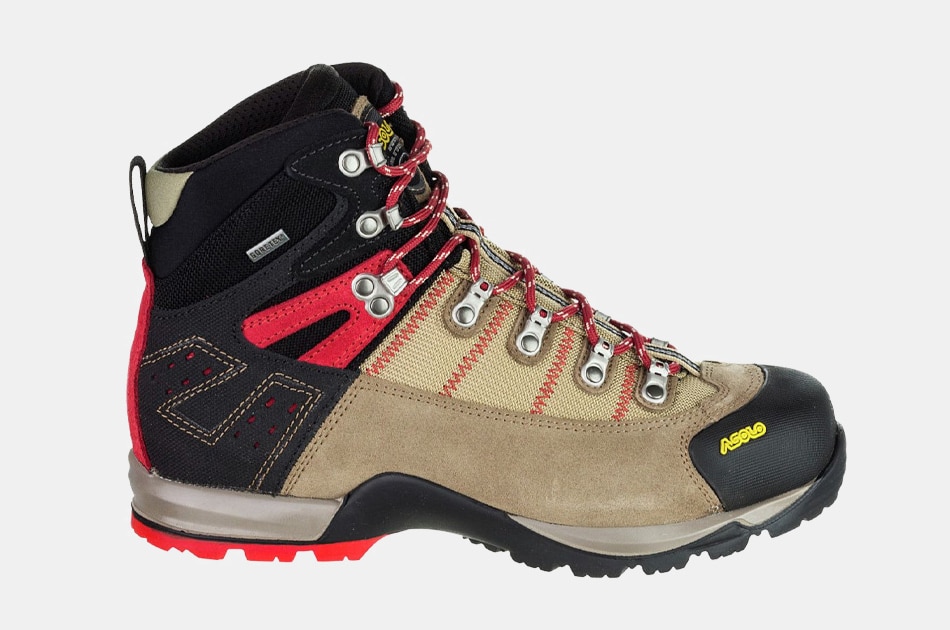 mens used hiking boots