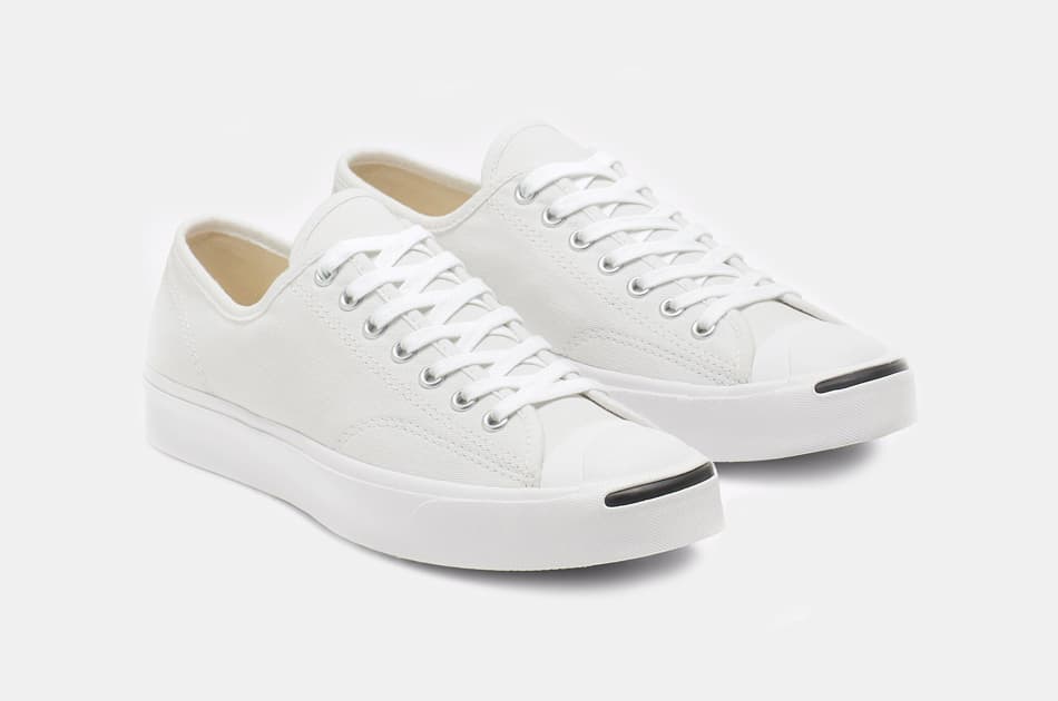 white tennis for men