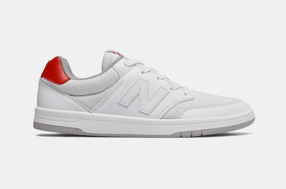 new balance laceless shoes