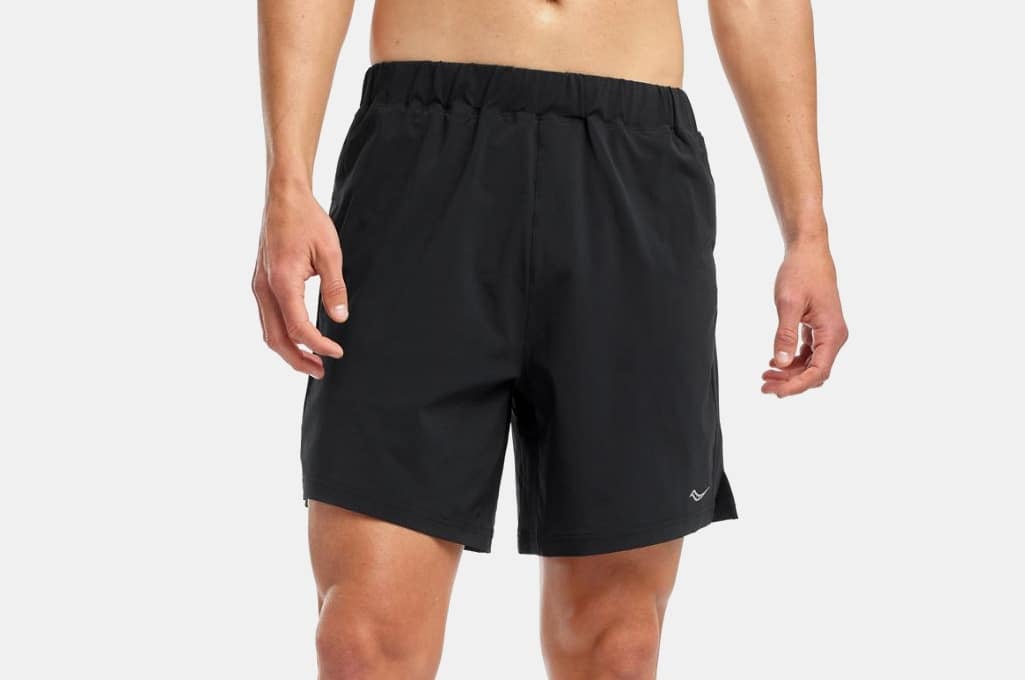 Saucony Men’s Outpace 7” Short