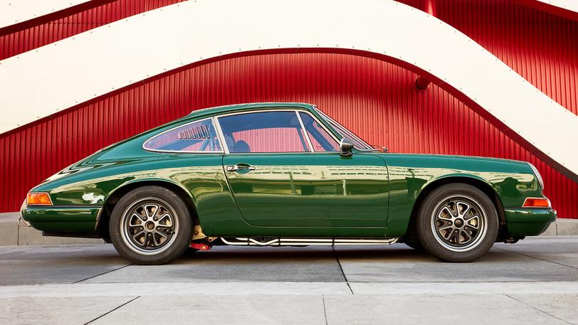 Tesla-Powered 1968 Porsche 911