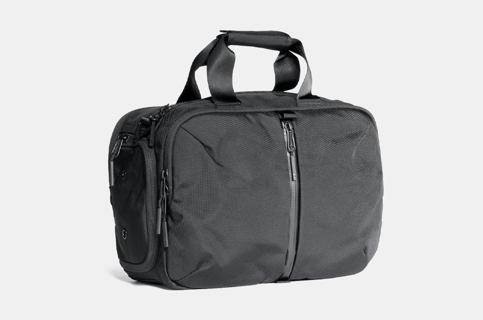 Men's Gym Bag Essentials  Men's Gym Essentials – SV SPORTS