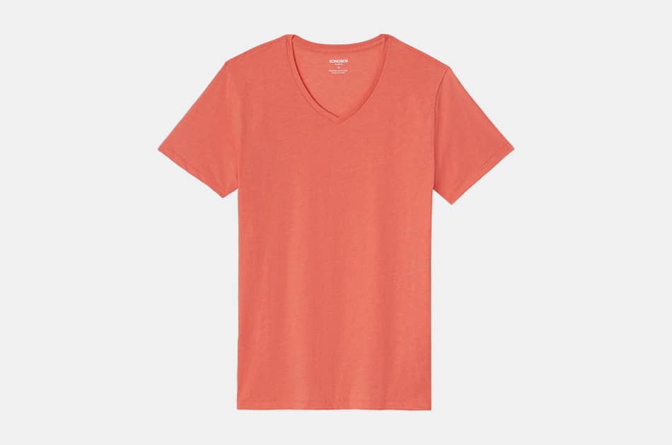 plain red v neck t shirt