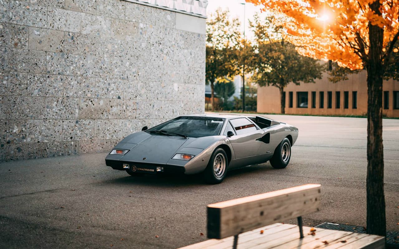 Lamborghini countach 74