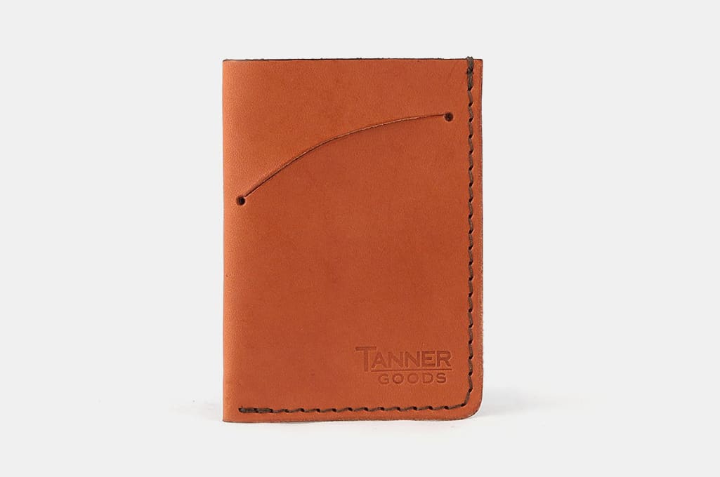 Five Minimalist Wallets that College Kids Love!