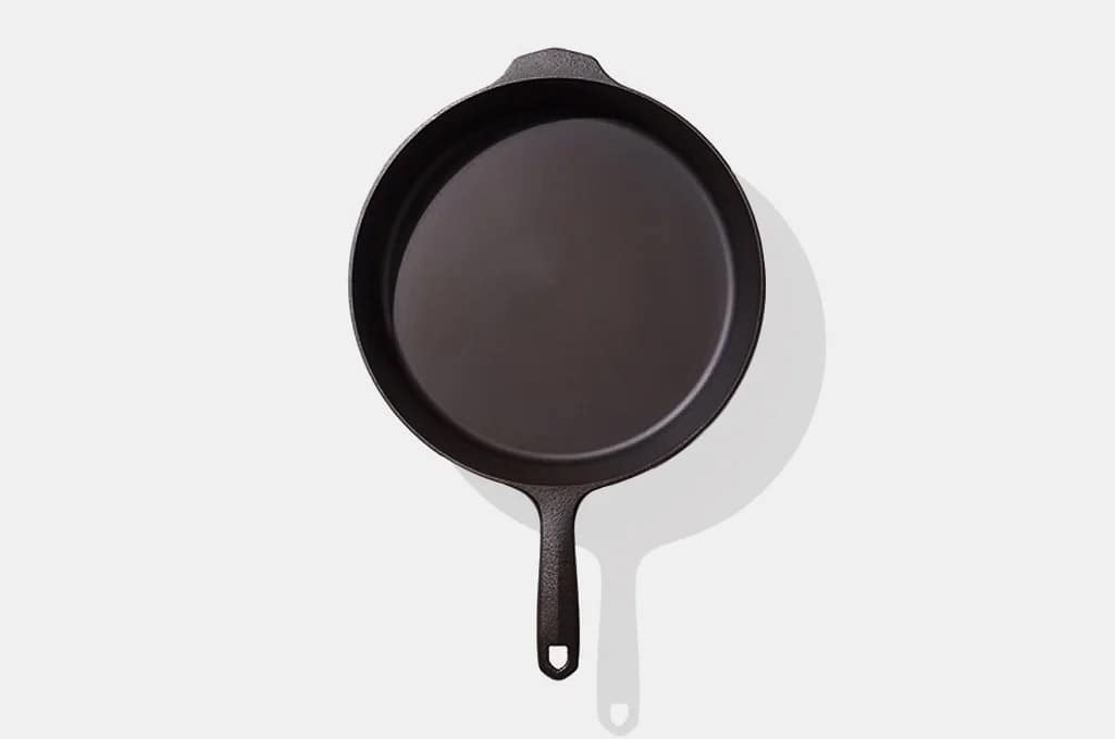 https://gearmoose.com/wp-content/uploads/2021/09/Field-Company-Cast-Iron-Skillet.jpg