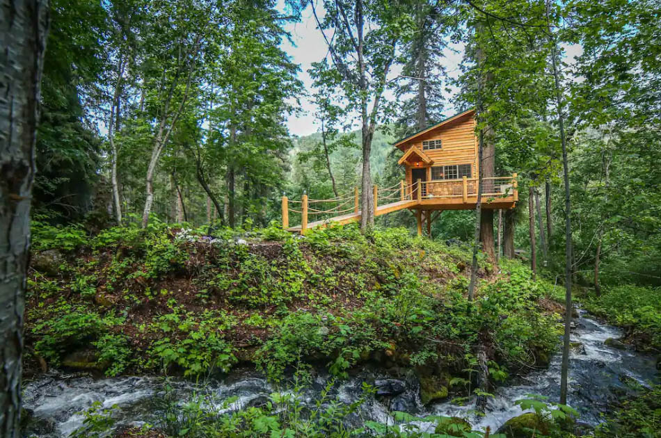 Hansel Creek Gust Tree House - Peshastin, Washington