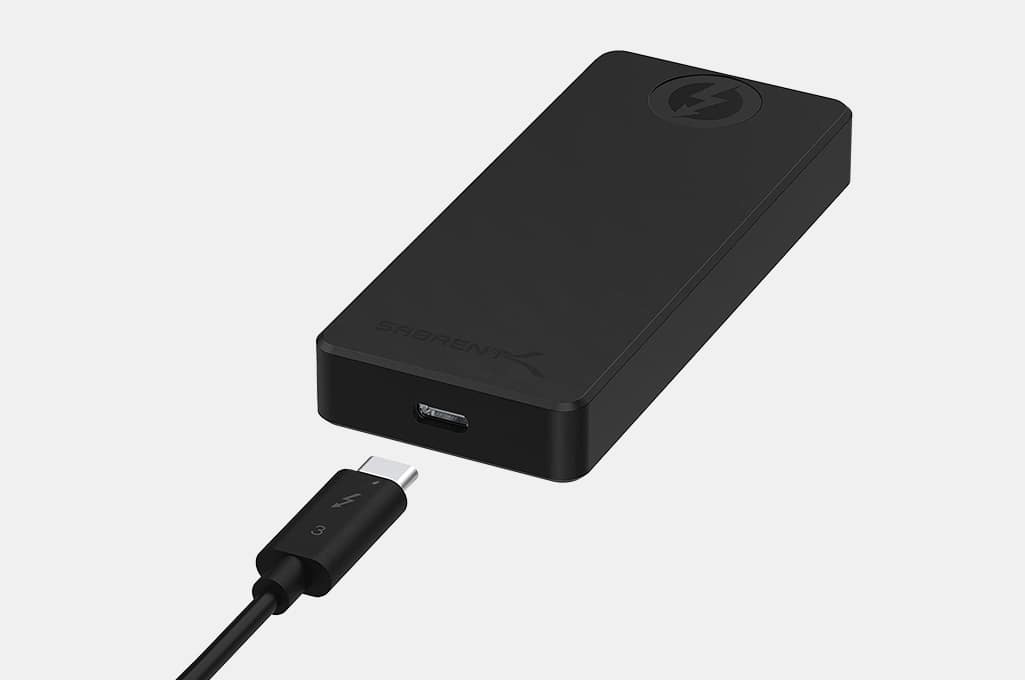 Sabrent Rocket XTRM-Q 2TB USB 3.2 / Thunderbolt 3 External