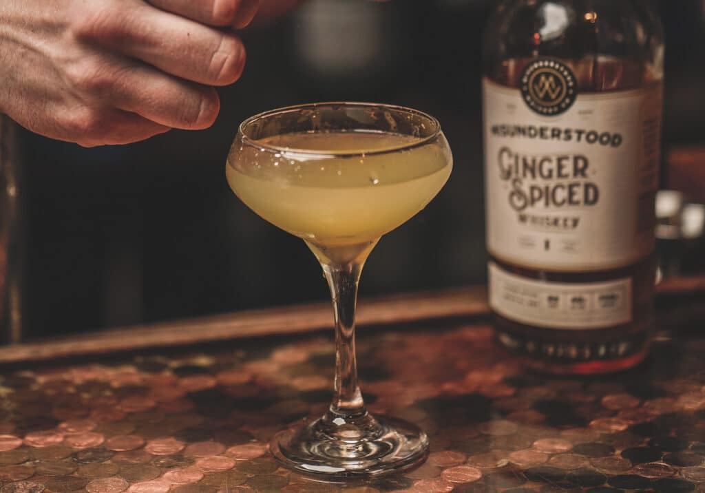 How To Make A Whiskey Sour 