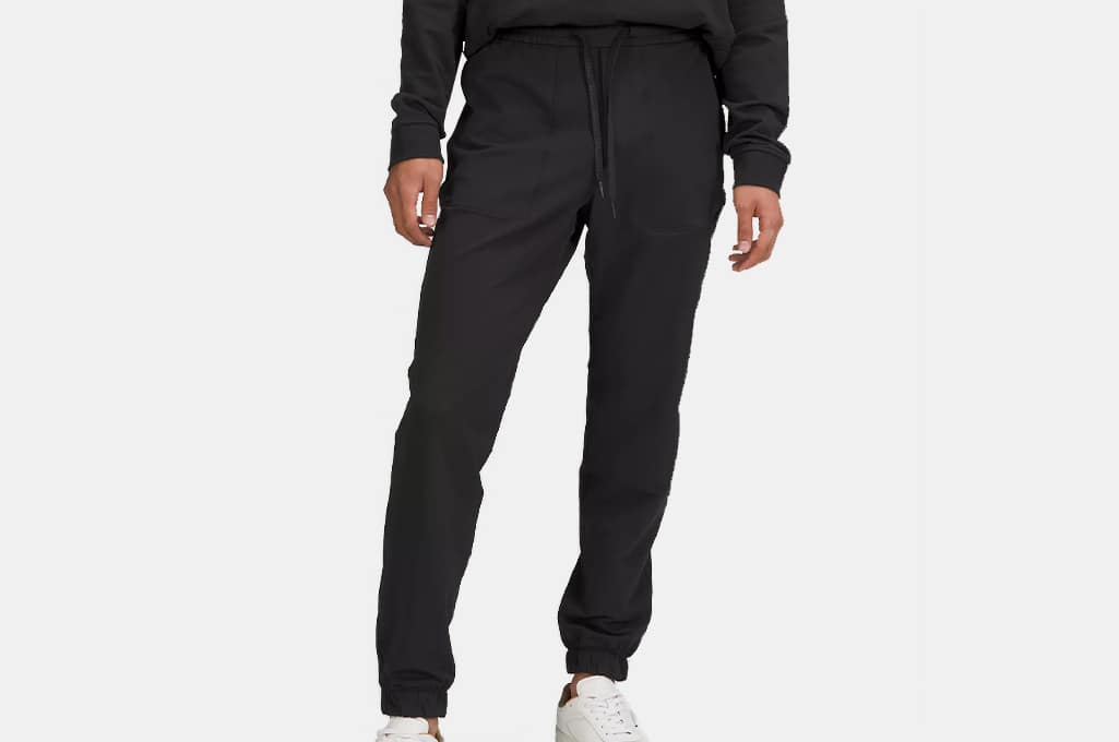 Lululemon ABC Jogger with DWR Treatment