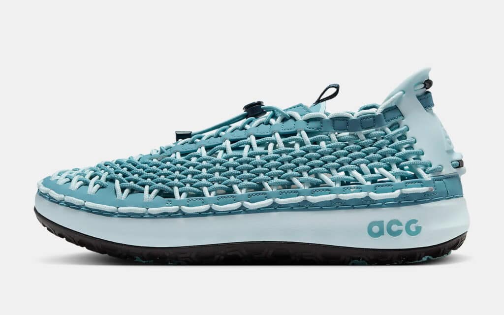 acg water shoes