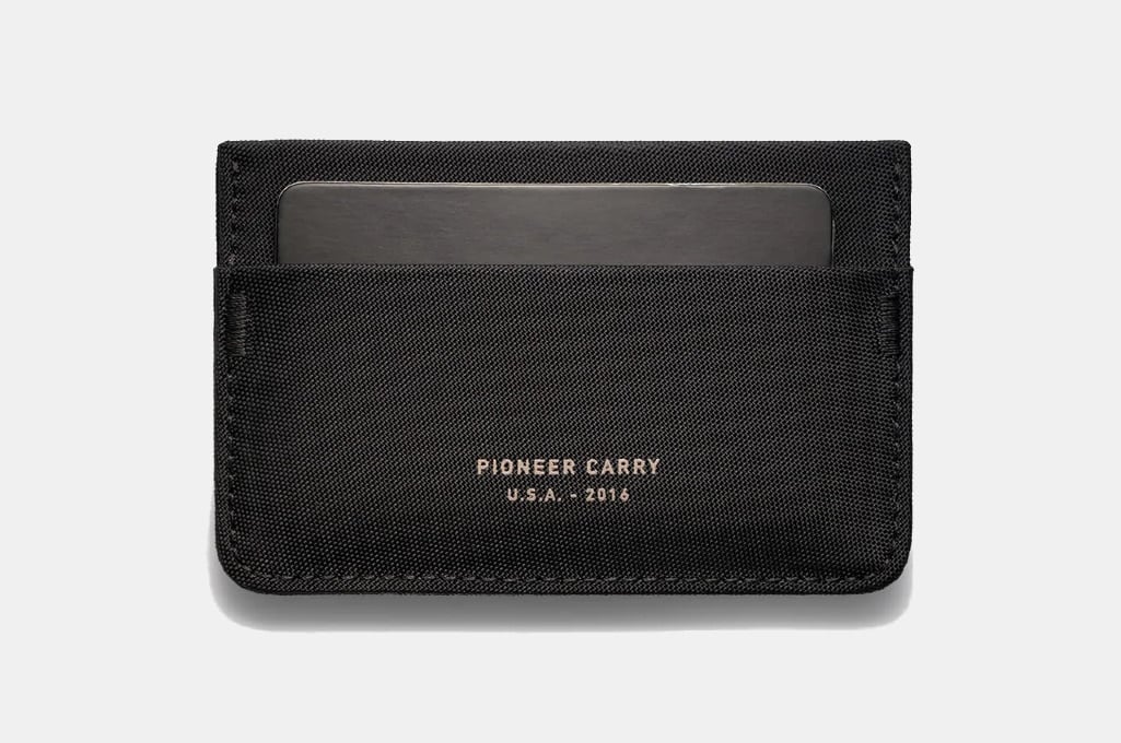 Pioneer Molecule Card Holder