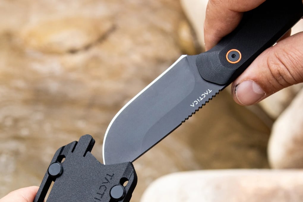 Tactica K.300 Fixed Blade Knife Size