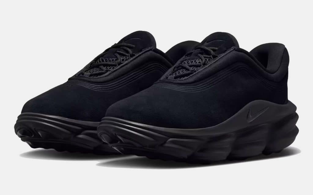 Nike 24.7 Shoes Pair